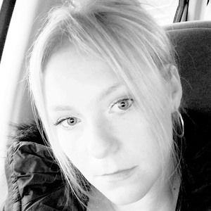 Meet your Posher, Angie